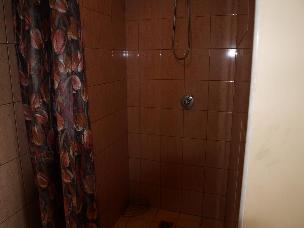 Upmali Hotel Tervete Bagian luar foto