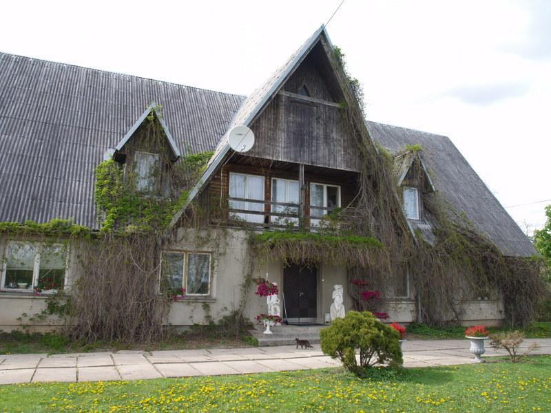 Upmali Hotel Tervete Bagian luar foto